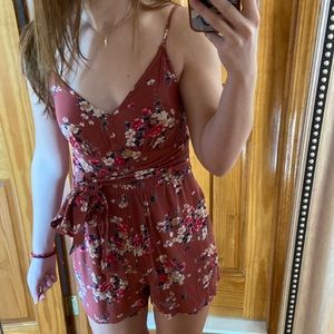 American Eagle floral romper